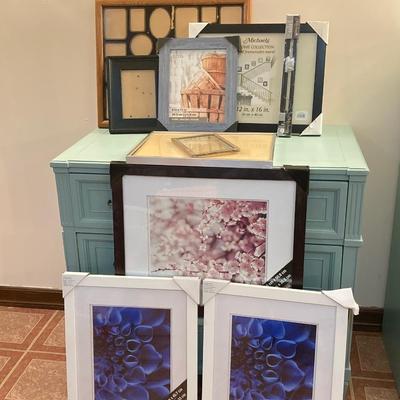 LOT 206B: Picture Frame Collection - NIP Included
