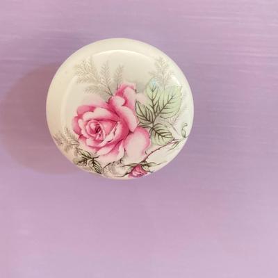 LOT 208B: Painted Wood 5 Drawer Dresser and Night Stand