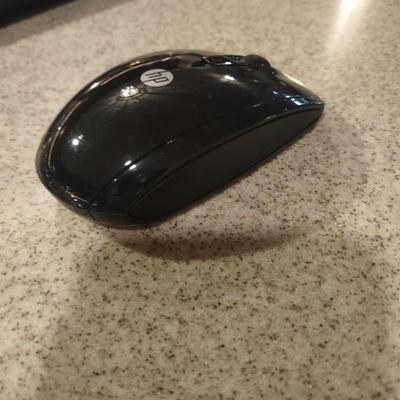 LOT 239B: Bluetooth Keyboard, Mouse and Mini Computer Vaccuum