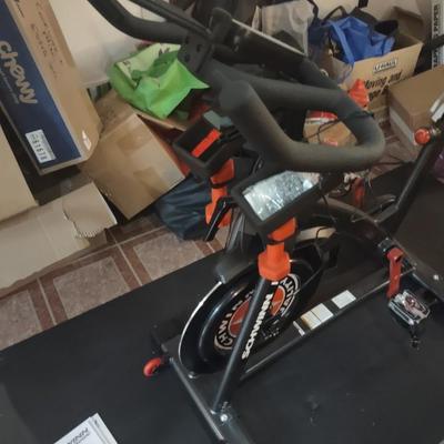 LOT 244B: Schwinn IC4/800IC Exercise Bike