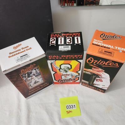 3 Baltimore Orioles Bobbleheads Cal Ripken Jeff Conine Tejada