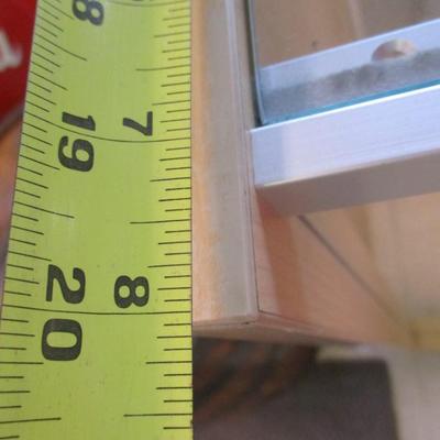 72" x 20" x 38" Glass Display Case With Glass Shelves