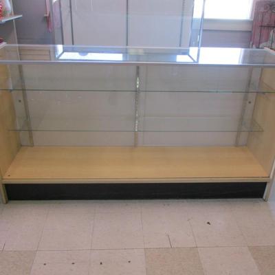 72" x 20" x 38" Glass Display Case With Glass Shelves