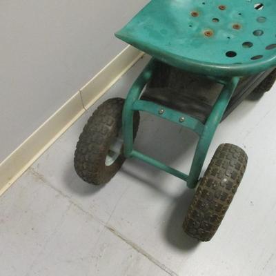 Rolling Garden Swivel Seat Cart