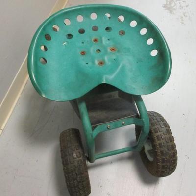 Rolling Garden Swivel Seat Cart