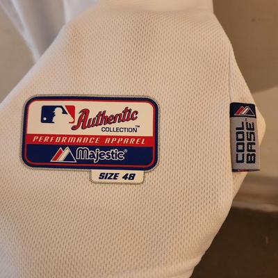 Baltimore Orioles Mark Reynolds Jersey Size 48 Majestic