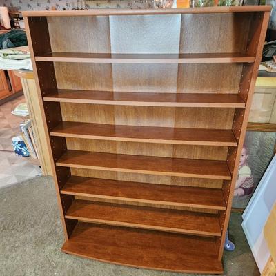 Display cabinet w 6 Adjustable Shelves 32.5"x5.5" d x45"H