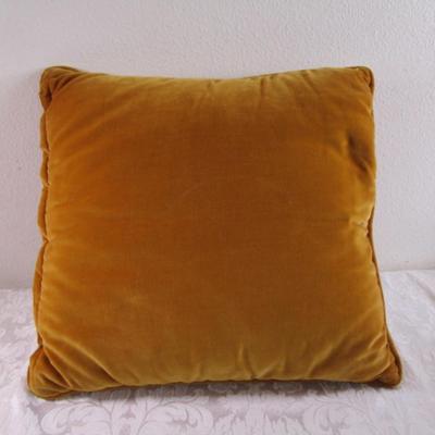Vintage pillow 14-3/4" x 14-3/4"