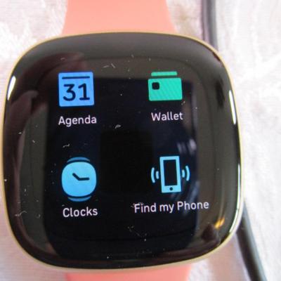 Fitbit Versa III smart watch with charger