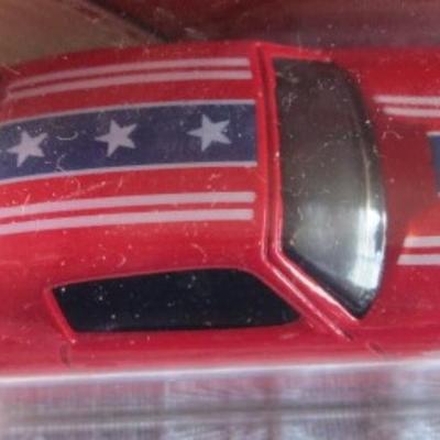 Hot Wheels Stars & Stripes '70 Chevy Camaro RS