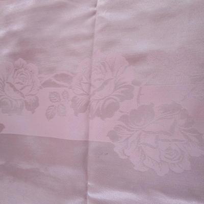 52" x 67" rectangular pink floral design tablecloth