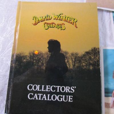 David Winter Collectors' Catalog & cottage cards with descriptions