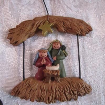Christmas ornaments & décor