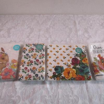 4 pkg printed paper napkins