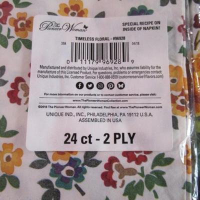 4 pkg printed paper napkins