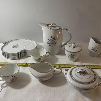 Vintage Noritake Roanne China
