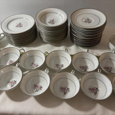 Vintage Noritake Roanne China