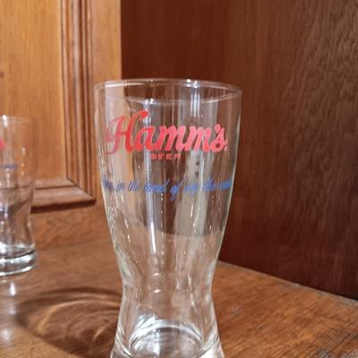 5 HAMM'S GLASSES AND 4 HEAVY PEWTER MUGS MADE IN LONDON