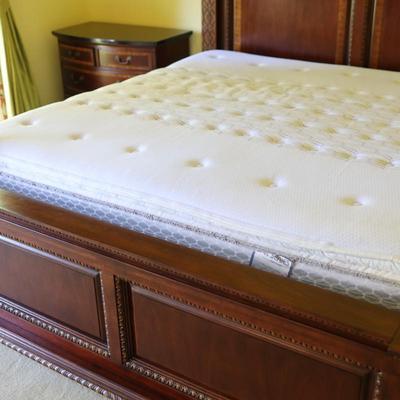 Carved Mahogany Traditional King Frame with Mattress
