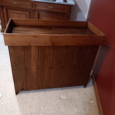 ANTIQUE DRY SINK W/2 CABINET DOORS
