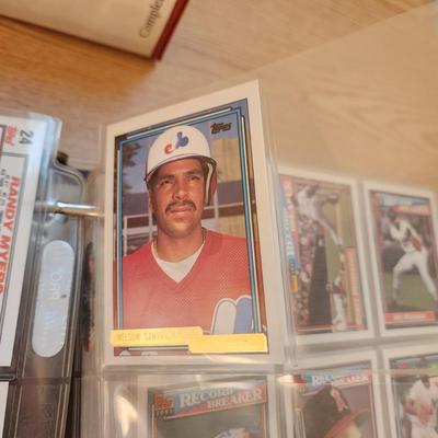 1992 Complete Set Topps Baseball Cards Binder Nolan Ryan Manny Ramirez RC 156 Topps Gold