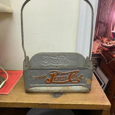 VINTAGE PEPSI COLA METAL BOTTLE CARRIER CARRY CASE