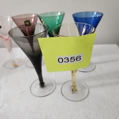 6 Colored Golden Crown E&R Glasses
