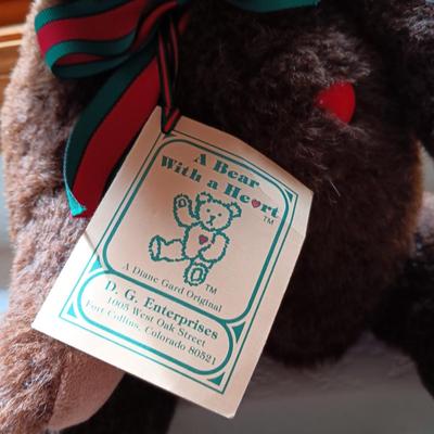 "A BEAR WITH A HEART" A DIANE GARD ORIGINAL, VINTAGE PATCHWORK BEAR AND 1993 TY BEAR