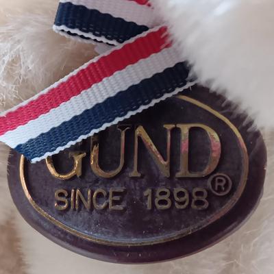 HERMANN TEDDY ORIGINAL BEAR FROM WEST GERMANY AND A GUND BEAR - BOTH FULLY JOINTED