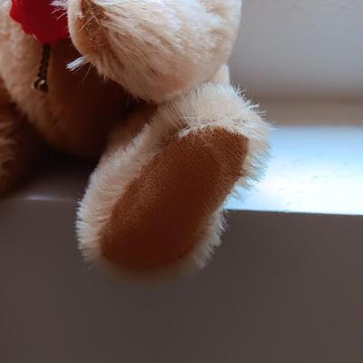 HERMANN TEDDY ORIGINAL BEAR FROM WEST GERMANY AND A GUND BEAR - BOTH FULLY JOINTED