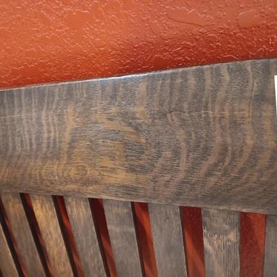 BEAUTIFUL ANTIQUE WOODEN RAILROAD BENCH