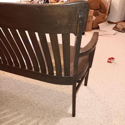 BEAUTIFUL ANTIQUE WOODEN RAILROAD BENCH