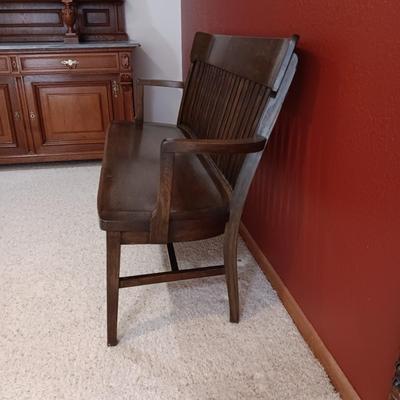 BEAUTIFUL ANTIQUE WOODEN RAILROAD BENCH