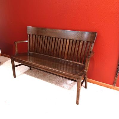 BEAUTIFUL ANTIQUE WOODEN RAILROAD BENCH