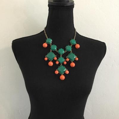 Beautiful, silver toned statement, necklace