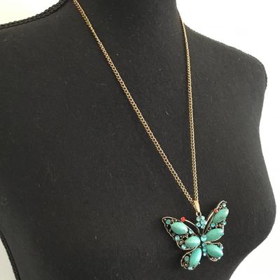Beautiful, silver, toned, mid century butterfly, rhinestone pendant necklace