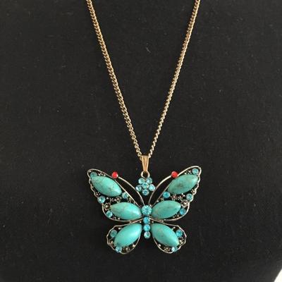 Beautiful, silver, toned, mid century butterfly, rhinestone pendant necklace