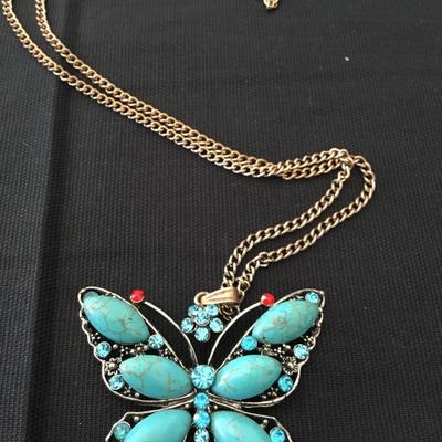 Beautiful, silver, toned, mid century butterfly, rhinestone pendant necklace