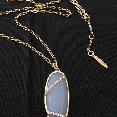 Beautiful Sole/ Society Opalite rhinestone pendant necklace