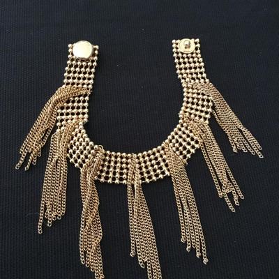 Vintage Gold tone snap bracelet