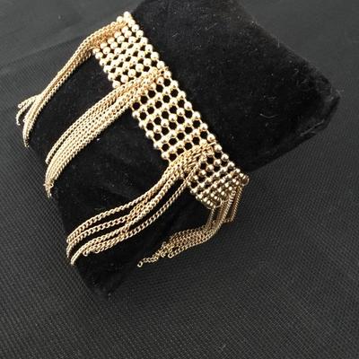 Vintage Gold tone snap bracelet