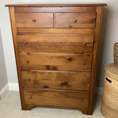 UBR550 Yield House 5-Drawer Pinewood Dresser