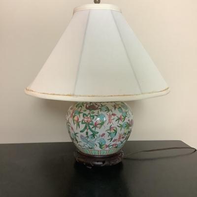 UBR554 Chinese Floral Motiff Porcelain Lamp with Shade