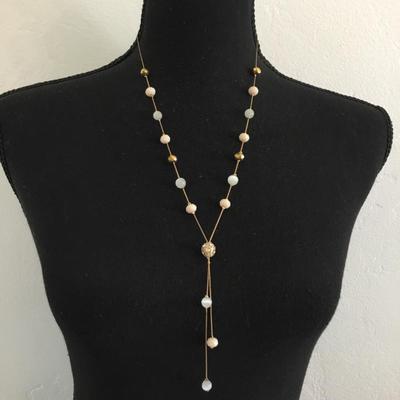 Pretty gold tone slider necklace Glass and stone beaded