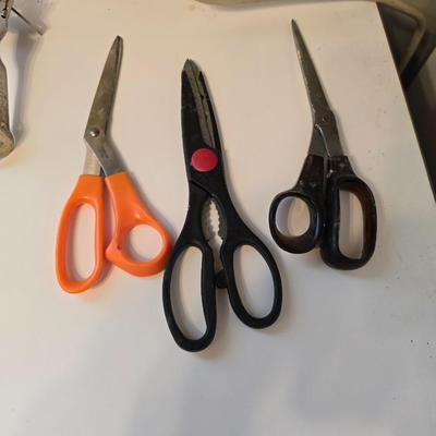 Scissors