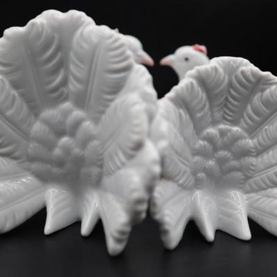 Lladro Kissing Doves with Flowers