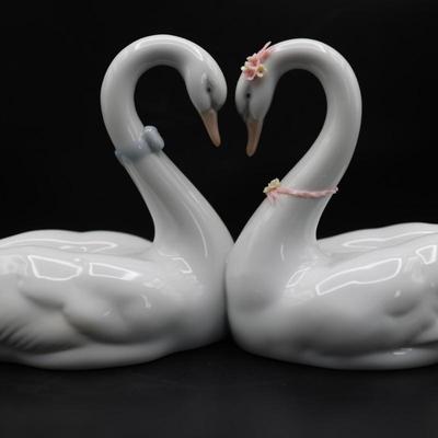 Lladro Endless Love Swans Figurine