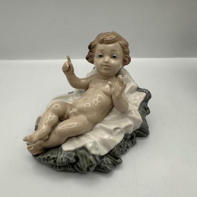 Lladro Nativity Scene