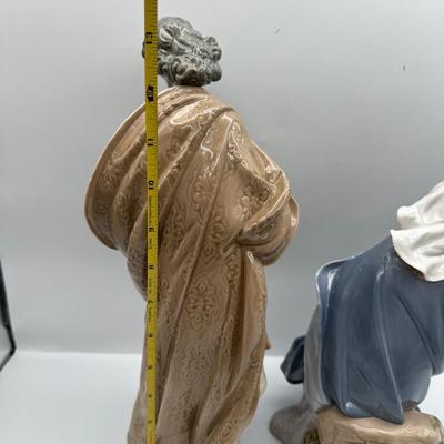 Lladro Nativity Scene