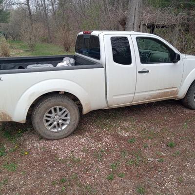 2015 Nissan truck CORRECTION 2014